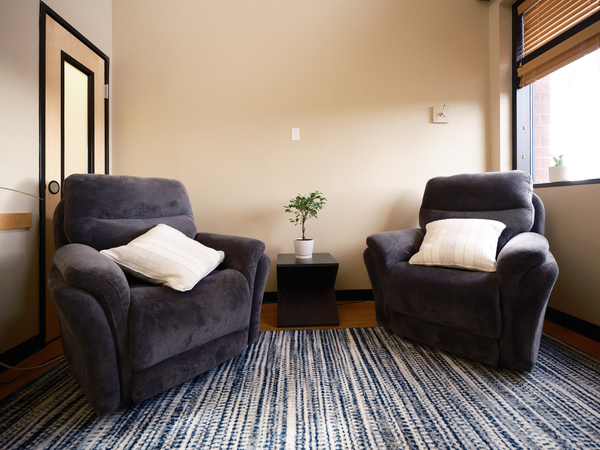 Psilocybin group and microdose administration room at Unstuck in Corvallis, oregon